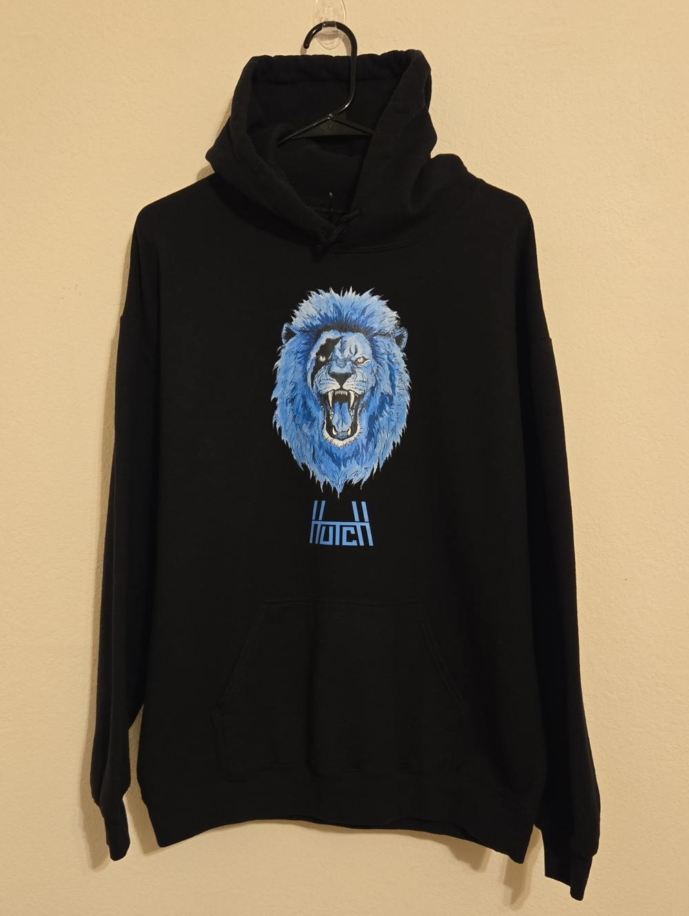 Hutch Detorit Lions Black Hoodie with Blue Lion Graphic - Large